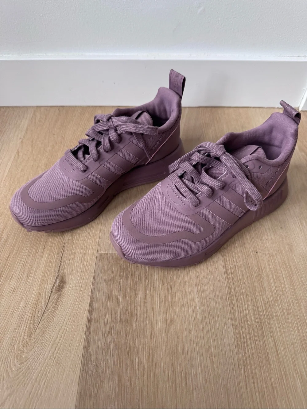 adidas very gently
